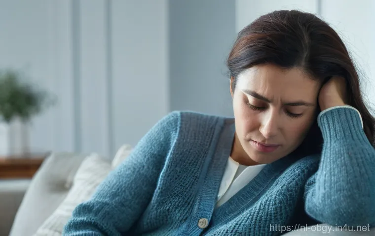 난소암 초기 증상과 검진 병원 추천 - **Image Prompt: Abdominal/Pelvic Pressure and Changes in Bowel/Urination**
    "A woman in her 40s t...